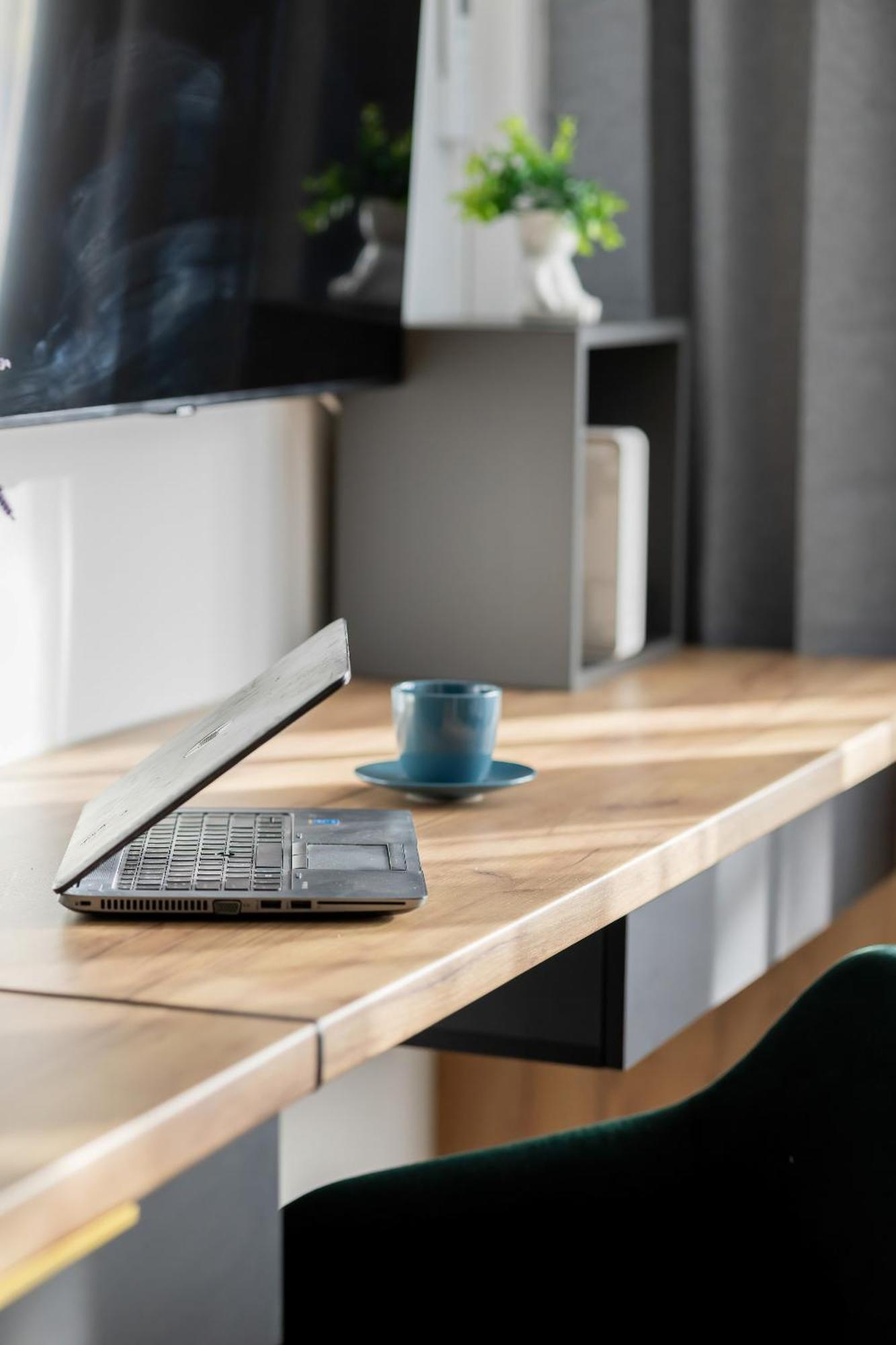 Modern Black & Wooden Apartment Warsaw Near The Airport By Noclegi Renters Dış mekan fotoğraf