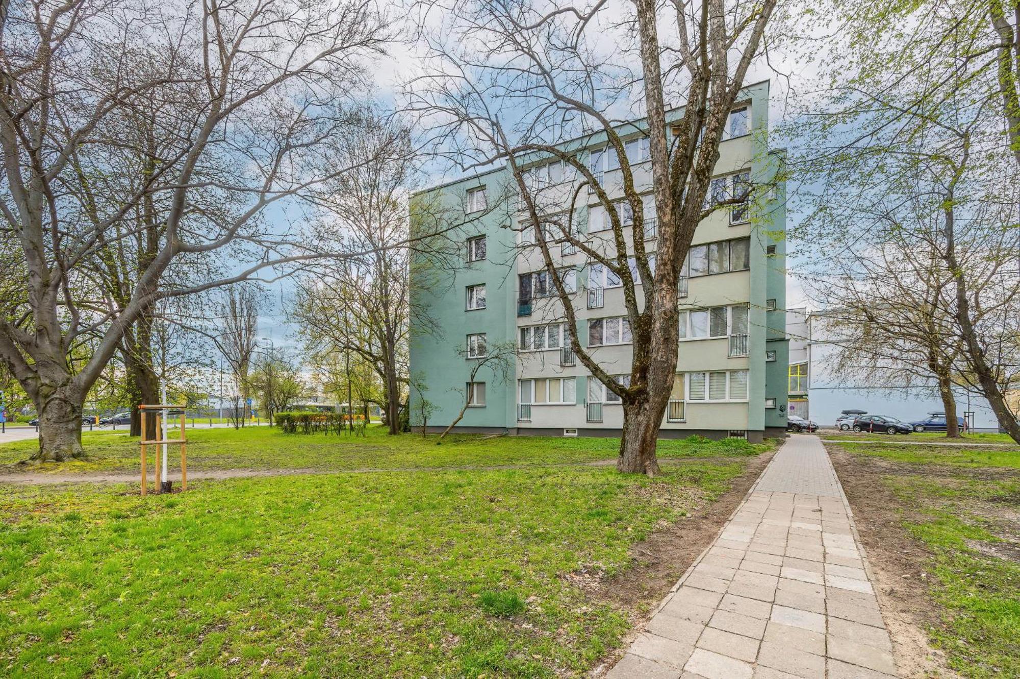 Modern Black & Wooden Apartment Warsaw Near The Airport By Noclegi Renters Dış mekan fotoğraf